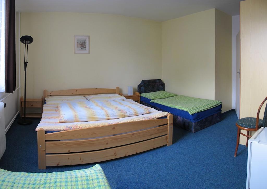 Penzion Eliska Praga Habitación foto
